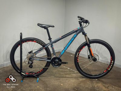 Silverback Stride 275D - Shimano - Hydro Brakes