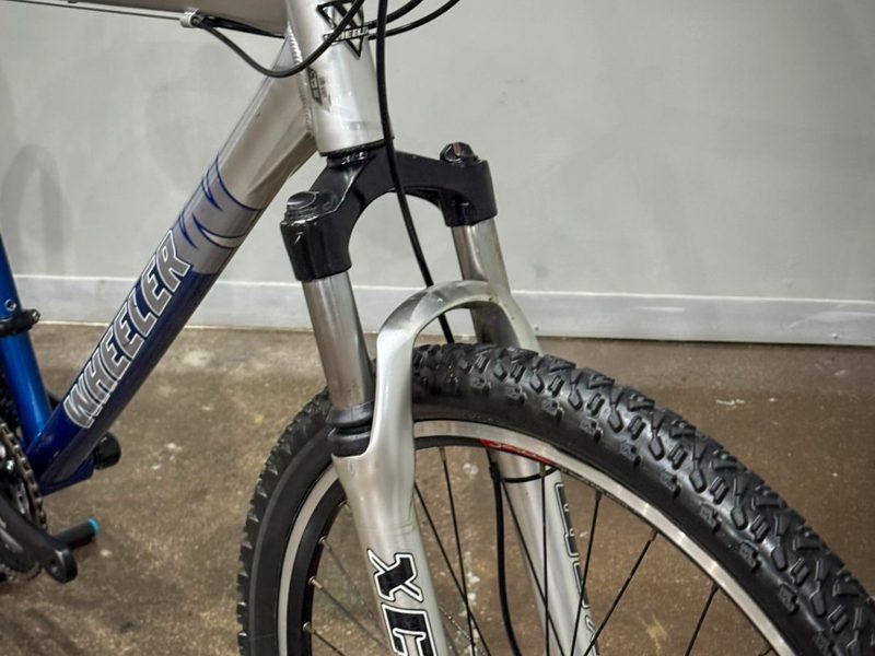 Wheeler Pro W595 - Shimano - Hydro brakes
