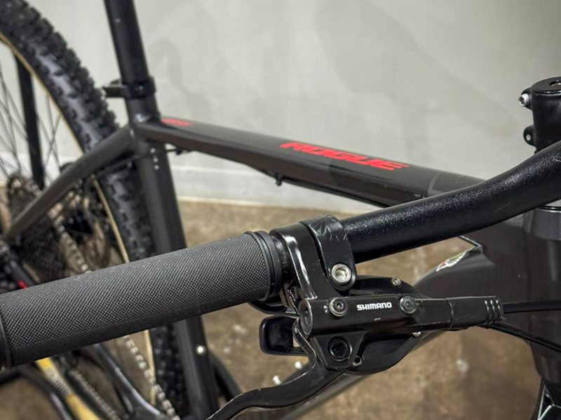 Titan Rogue Dash - SRAM 1 x 12 - Rockshox