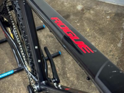 Titan Rogue Dash - SRAM 1 x 12 - Rockshox