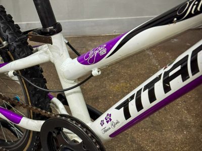 Titan Calypso - Shimano 1 x 6 - Suspension Fork