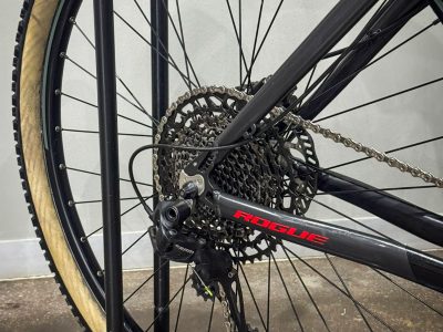 Titan Rogue Dash - SRAM 1 x 12 - Rockshox