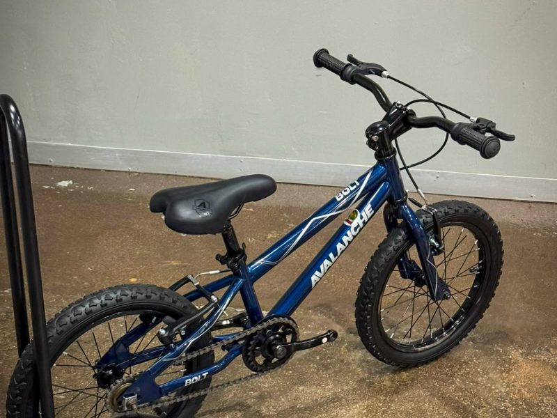 Avalanche Bolt - V-Brakes - Boys